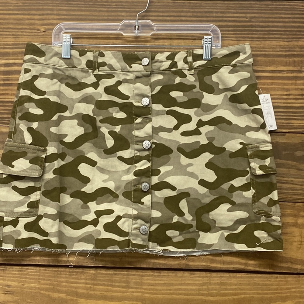 Cato Skirt